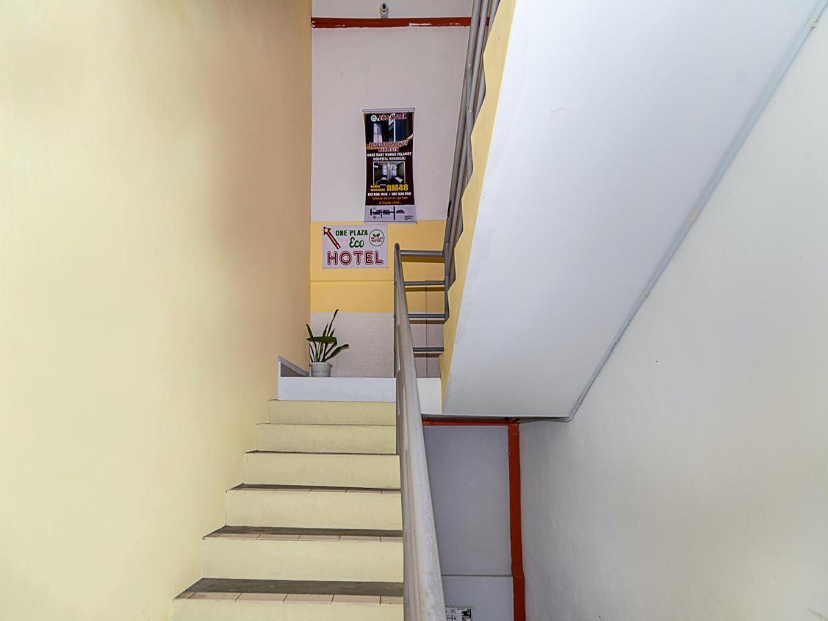 Spot On 90042 One Plaza Eco Hotel Keningau Dış mekan fotoğraf